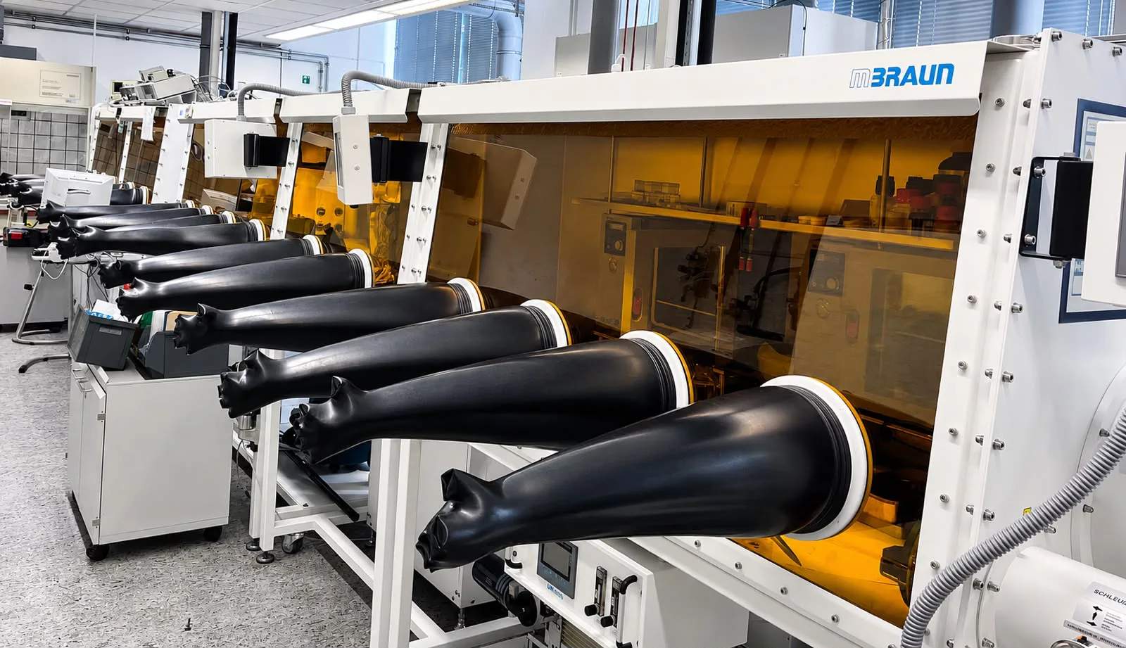 Neue M.Braun Glovebox-Anlage